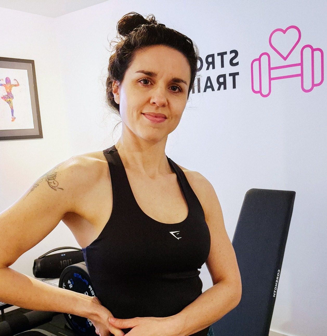 Khadija Chnachi — eigenaresse en coach van StrongHer Training